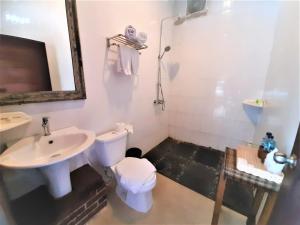 Suite Tuần trăng mật có giường King (Honeymoon Suite with King Bed)