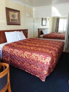 Room #17441605 room in Tower Motel Long Beach