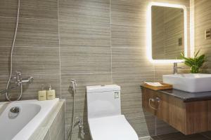 Studio Deluxe (Deluxe Studio)