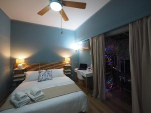 Penthouse Apartment room in Sophia's Penthouse Apartment With Jacuzzi and Acropolis View From Big Terrace