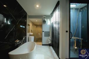 Studio Có Giường Cỡ King (King Studio)