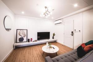 Suite 2 Phòng Ngủ (Two-Bedroom Suite)