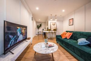 Suite 2 Phòng Ngủ (Two-Bedroom Suite)