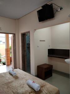 Phòng Giường Đôi Có Ban Công (2 Người Lớn + 1 Trẻ Em) (Double Room with Balcony (2 Adults + 1 Child))