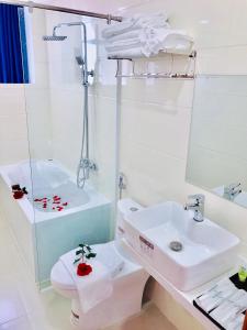 Phòng 4 Người Nhìn Ra Biển (Quadruple Room with Sea View)
