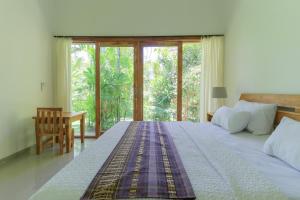 Bungalow 2 Phòng Ngủ (Two-Bedroom Bungalow)