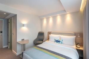 Queen Room - Non-Smoking room in Holiday Inn Express - Frankfurt City - Westend an IHG Hotel