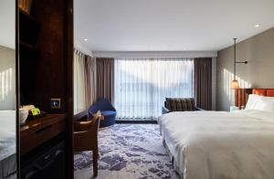 Phòng Đôi Loại Sang (Deluxe Double Room)