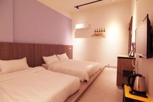 Phòng Tiêu Chuẩn 4 Người (Standard Quadruple Room)