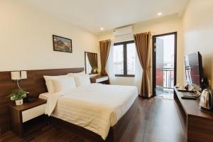 Deluxe giường đôi có ban công (Deluxe Double with Balcony)