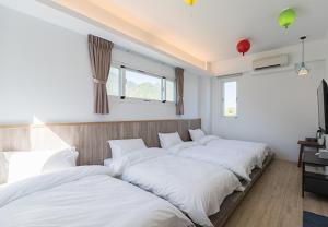 Phòng Bốn Người Có Phòng Tắm Riêng (Quadruple Room with Private Bathroom)