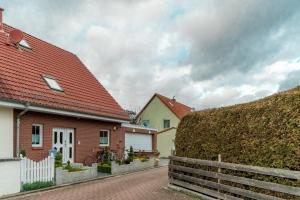 1889 Private Rooms Gleidingen Hannover Germany J2ski