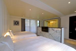 Phòng 4 Người có Sân hiên (Quadruple Room with Terrace)
