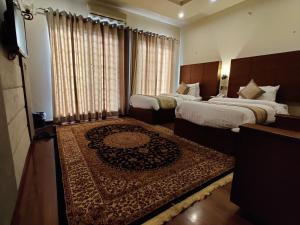 Deluxe Twin Room room in Shelton Rezidor Lahore