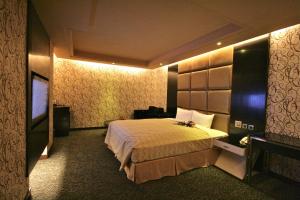 Phòng Giường Đôi Đi Kèm Chỗ Đỗ Xe Riêng (Nhận Phòng Lúc 18:00) (Double Room with Private Parking (Check-in at 18:00))