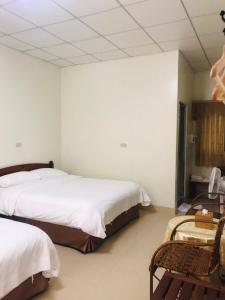Phòng Bốn Người Có Phòng Tắm Riêng (Quadruple Room with Private Bathroom)