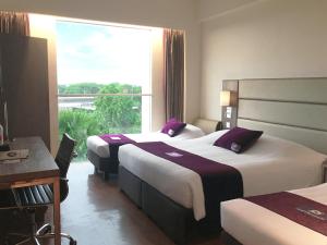 Quads Premier Large Room