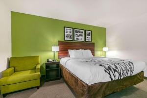 Queen Room with Two Queen Beds - Non-Smoking room in Sleep Inn & Suites Near Sports World Blvd.