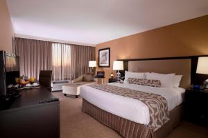King Room - Disability Access/Non-Smoking room in Crowne Plaza Greenville, an IHG Hotel