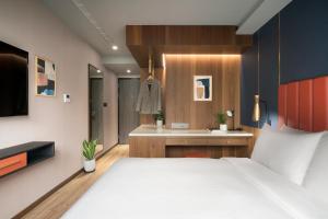Phòng Tiêu Chuẩn Giường Đôi (Standard Double Room)