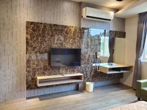 Phòng Deluxe Giường Đôi Có Bồn Tắm (Deluxe Double Room with Bath)