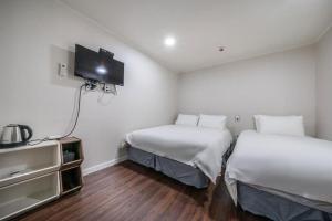 Phòng Gia Đình (Family Room)