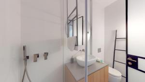 Two-Bedroom Apartment room in Designer 2BR in Basel by HolyGuest