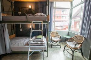 Bed in 6-Bed Female Dormitory Room room in Zhelter’BKK