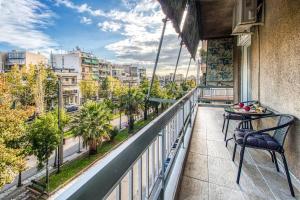 Apartment room in Gazi apartment with Acropolis views