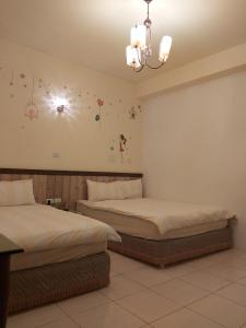 Phòng Tiêu Chuẩn 4 Người (Standard Quadruple Room)