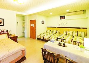 Suite Gia đình (6 người lớn) (Family Suite (6 Adults))