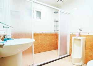 Suite Gia đình (6 người lớn) (Family Suite (6 Adults))