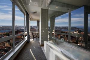 Suite with Bosphorus View room in The Marmara Pera