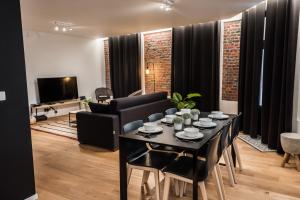 Three-Bedroom Apartment room in Smartflats Bourse