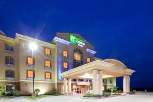 Holiday Inn Express Hotel & Suites Terrell, an IHG Hotel in Dallas