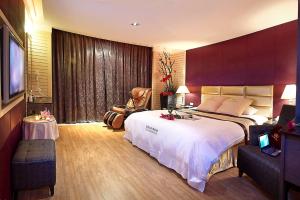 Phòng Giường Đôi Có Bồn Tắm Spa (Double Room with Spa Bath)