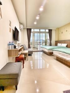 Phòng Deluxe 4 Người (Deluxe Quadruple Room)