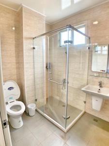 Phòng Tiêu Chuẩn 4 Người (Standard Quadruple Room)