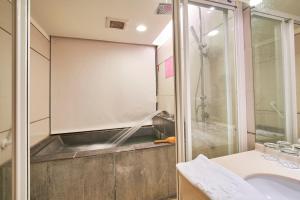 Phòng Cổ Điển Giường Đôi (Classic Double Room)