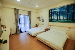 Phòng 4 Người Có Bồn Tắm (Quadruple Room with Bath)
