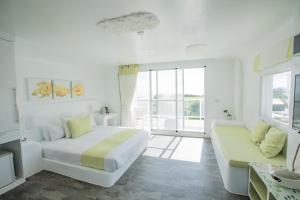 Phòng Có Giường Cỡ King Nhìn Ra Biển (King Room with Sea View)
