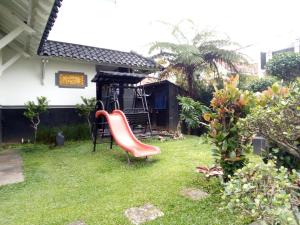 Biệt Thự (Villa)