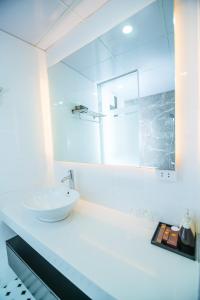 Deluxe Studio Giường đôi (Deluxe Studio Twin)