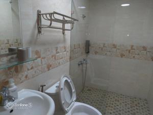 Phòng Đôi Tiêu Chuẩn Có 2 Giường Đôi (Standard Double Room with Two Double Beds)