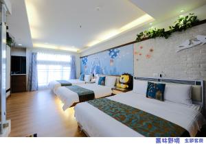 Phòng Gia Đình Hướng Thành Phố (City View Family Room)