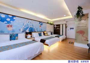 Phòng Gia Đình Hướng Thành Phố (City View Family Room)
