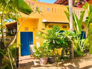 Suite Hướng Vườn (Triplex Garden Suite)