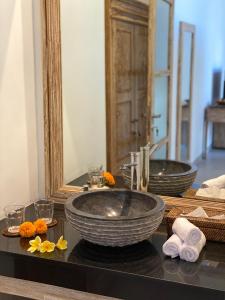 Alamdhari Suite