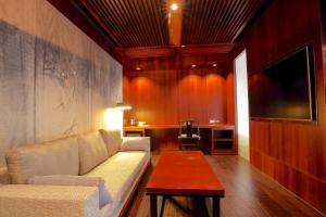 Eco Deluxe Family Suite