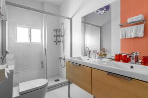 Phòng Superior cho 4 người có Ban công (Superior Quadruple Room with Balcony)